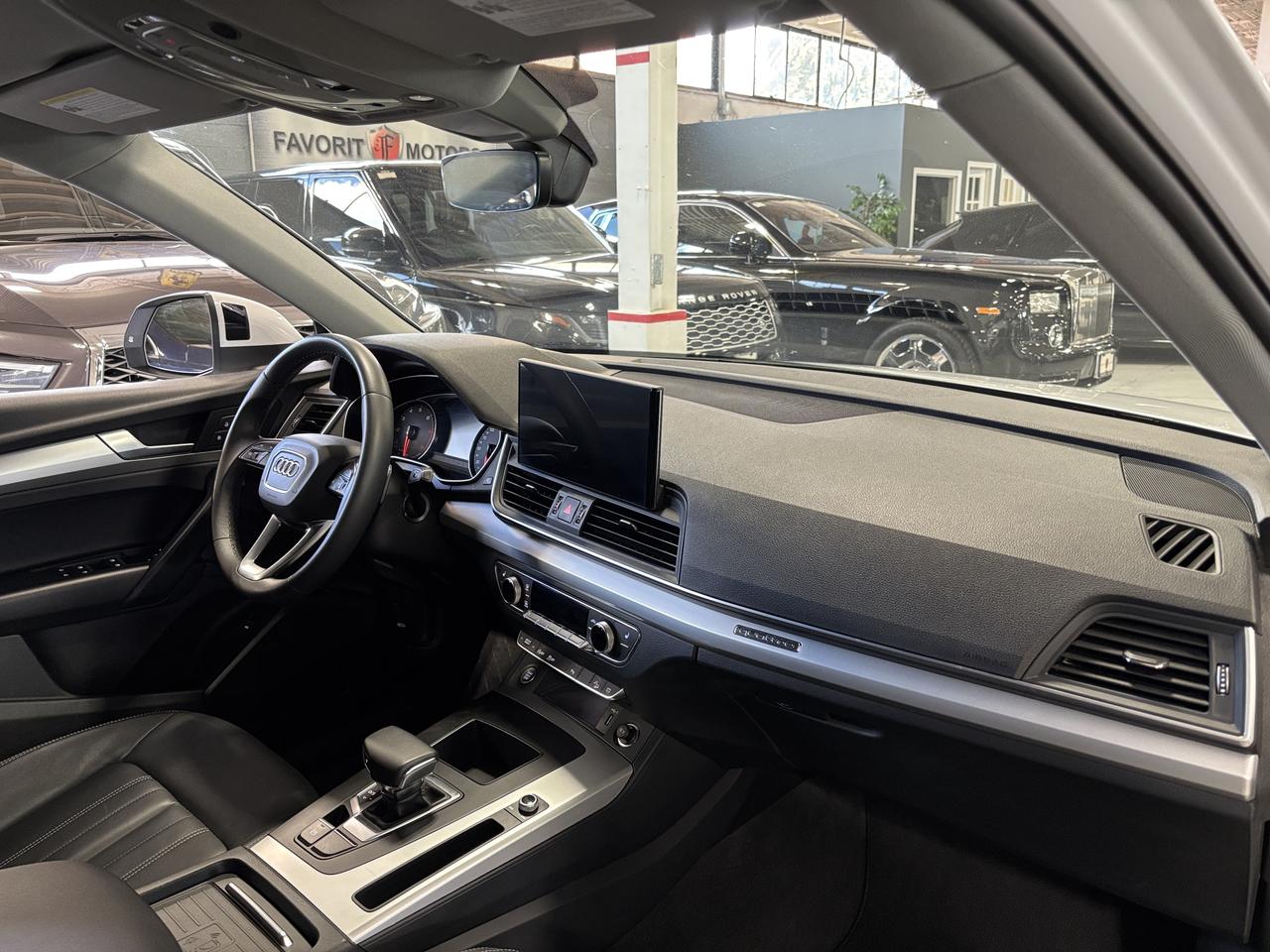 2024 Audi Q5 Komfort|QUATTRO|ALLOYS|LEATHER|WIRELESSCHARGING|++ Photo