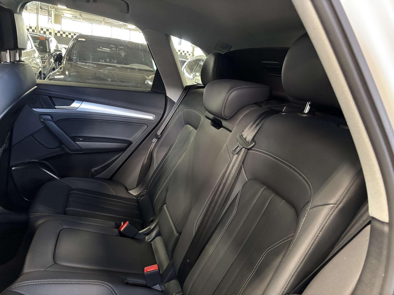 2024 Audi Q5 Komfort|QUATTRO|ALLOYS|LEATHER|WIRELESSCHARGING|++ Photo