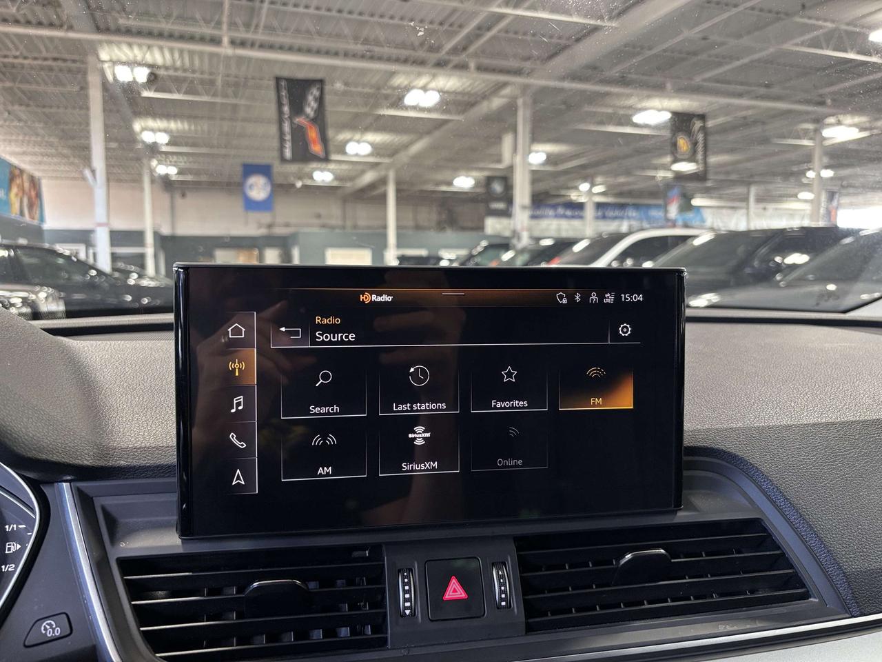 2024 Audi Q5 Komfort|QUATTRO|ALLOYS|LEATHER|WIRELESSCHARGING|++ Photo