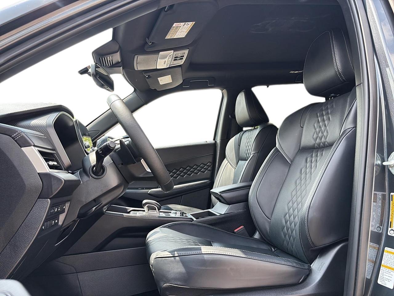 2025 Mitsubishi Outlander Phev GT Photo