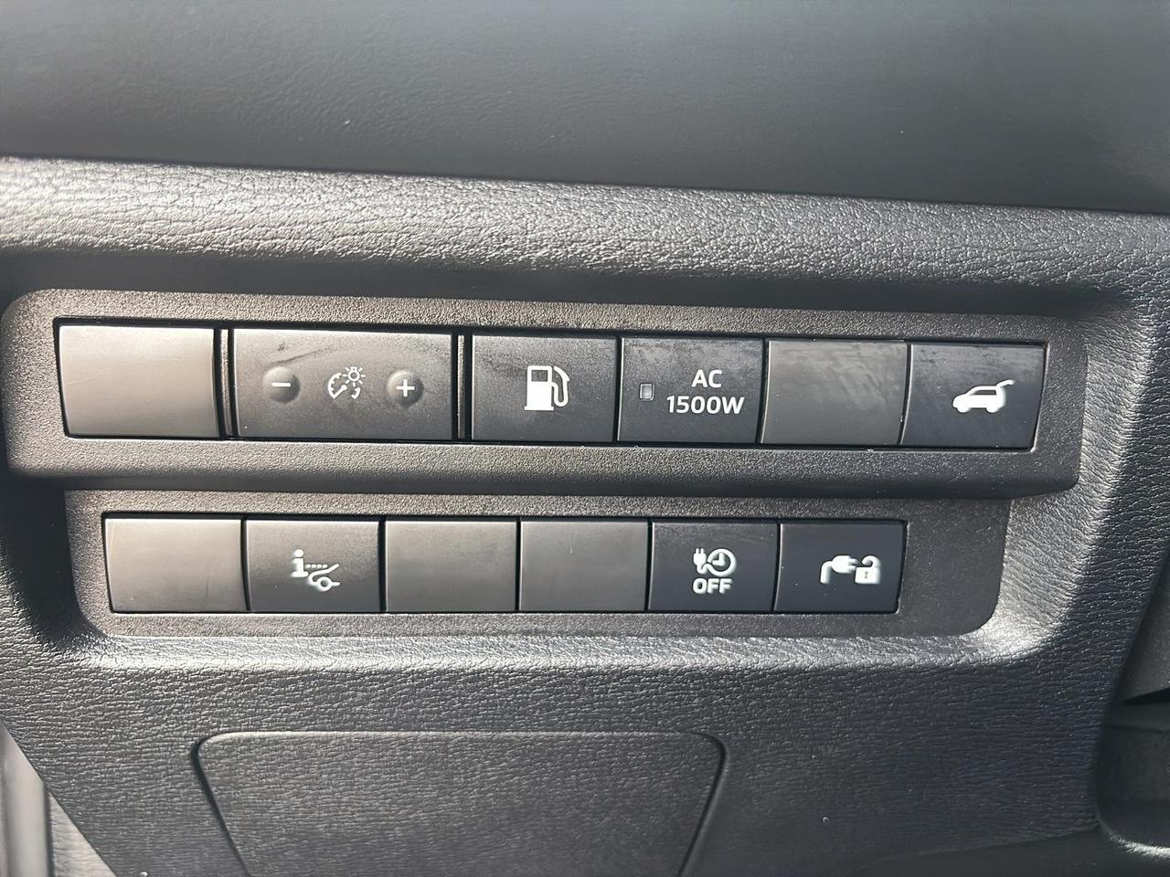 2025 Mitsubishi Outlander Phev GT Photo