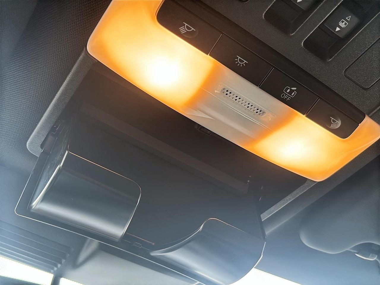 2025 Mitsubishi Outlander Phev GT Photo