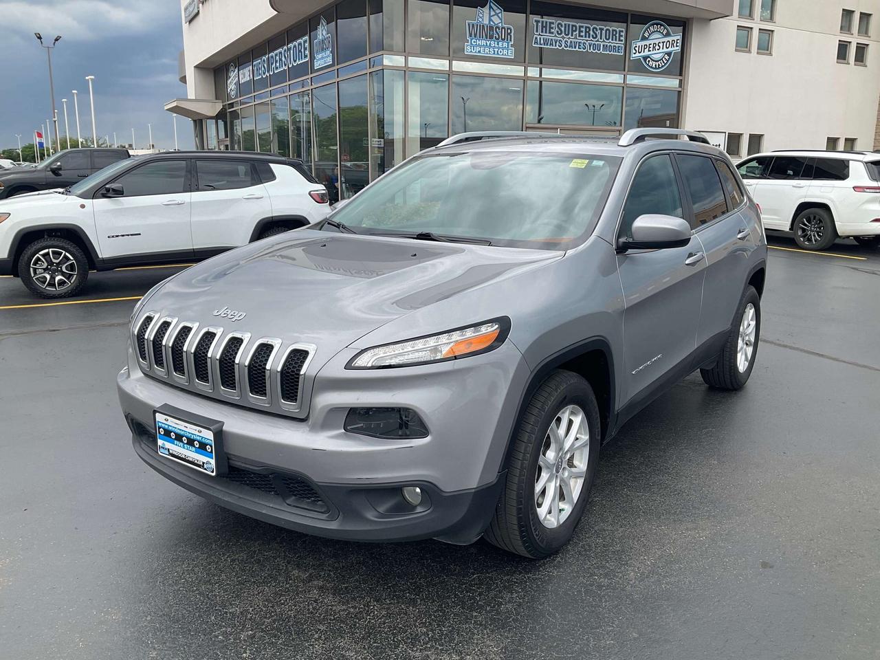 2016 Jeep Cherokee  Photo