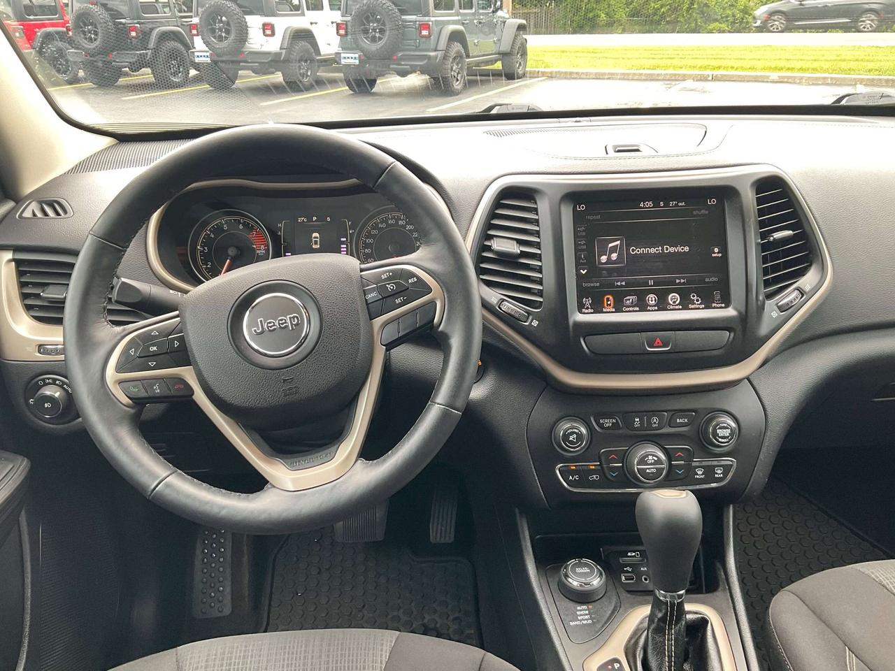 2016 Jeep Cherokee  Photo