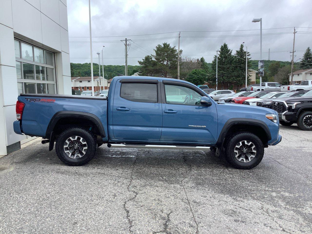 2019 Toyota Tacoma TRD Offroad Photo3