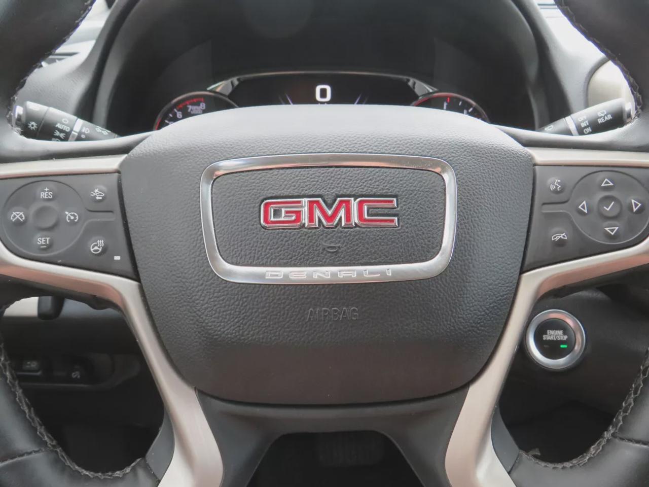 2024 GMC Terrain Denali Photo