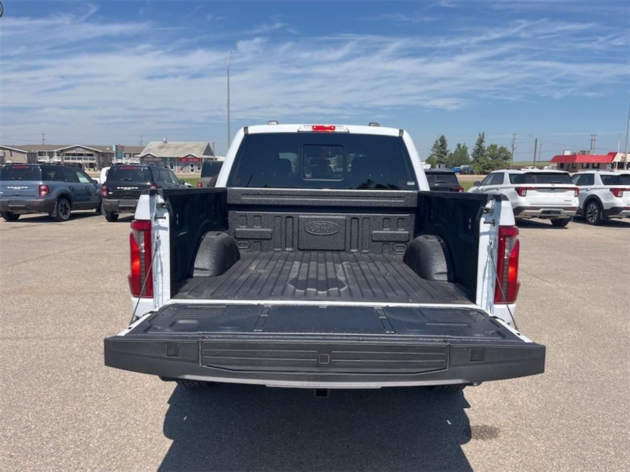 2026 Ford F-150 XLT  - 18" Wheels - Tow Package Photo5