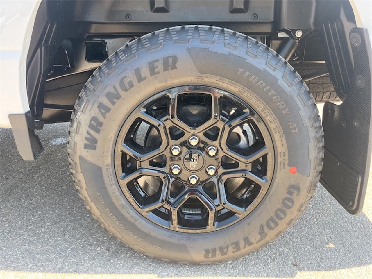 2026 Ford F-150 XLT  - 18" Wheels - Tow Package Photo5
