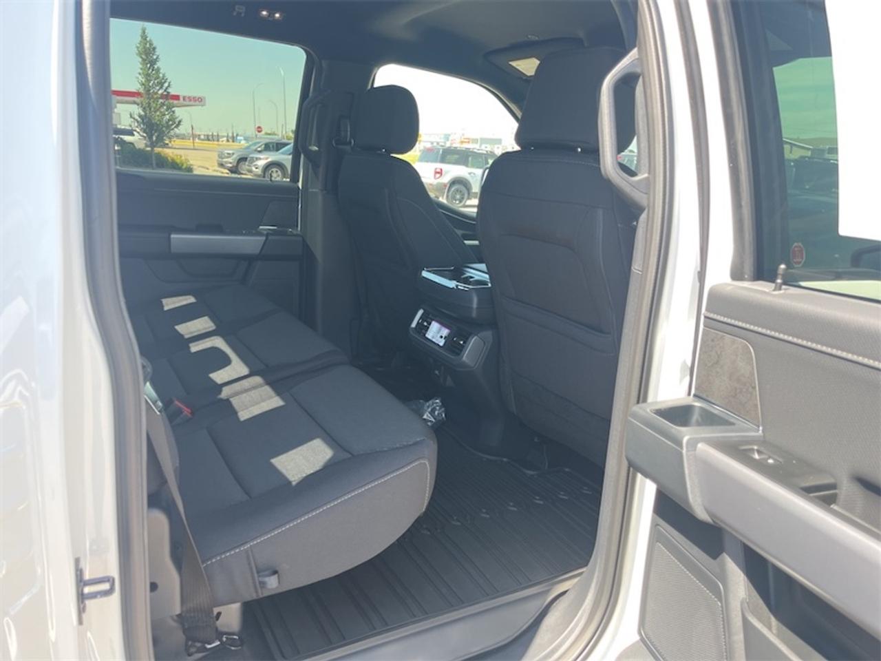 2026 Ford F-150 XLT  - 18" Wheels - Tow Package Photo5