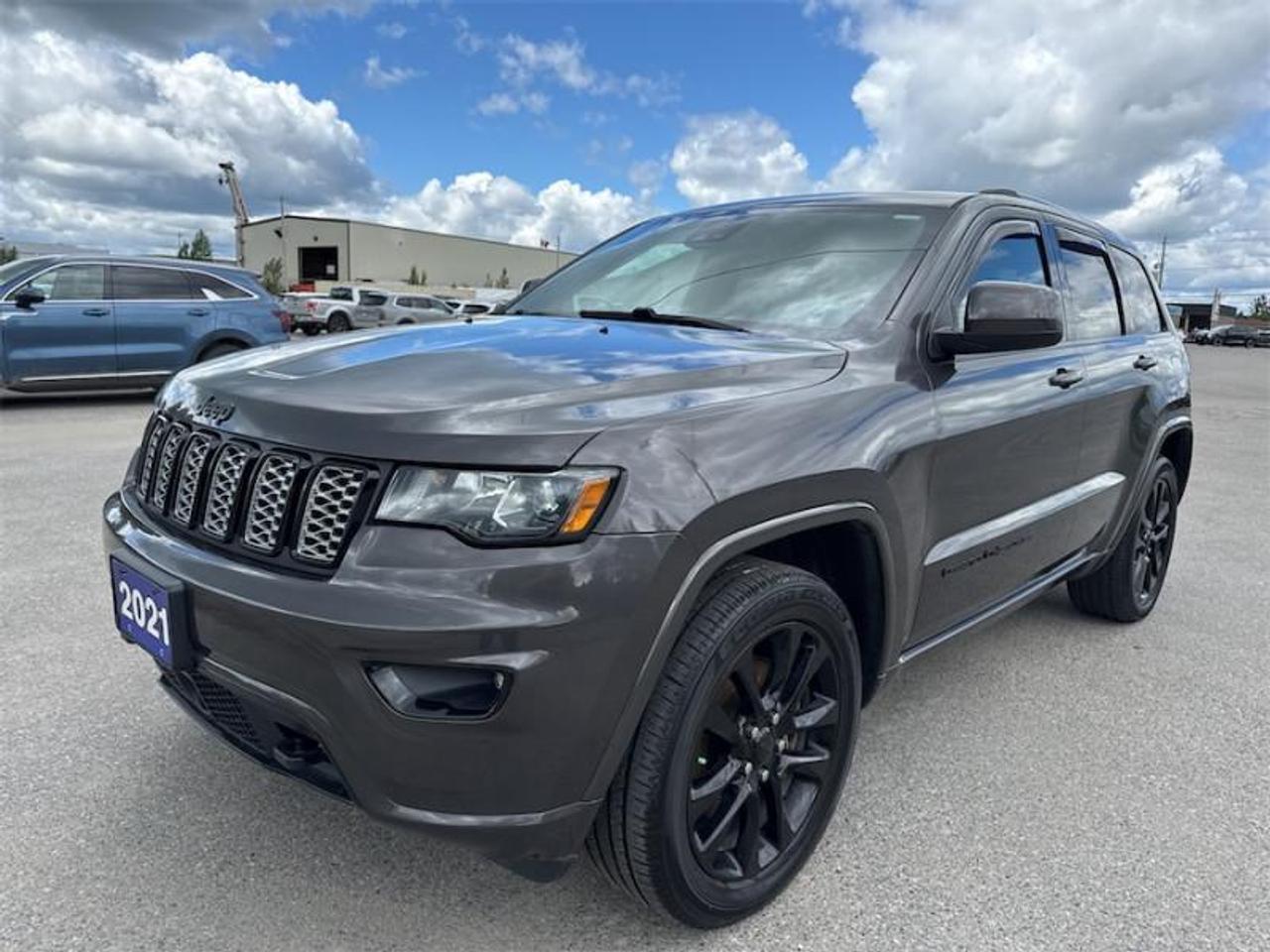 2021 Jeep Grand Cherokee Altitude  Navigation GPS - $236 B/W Photo