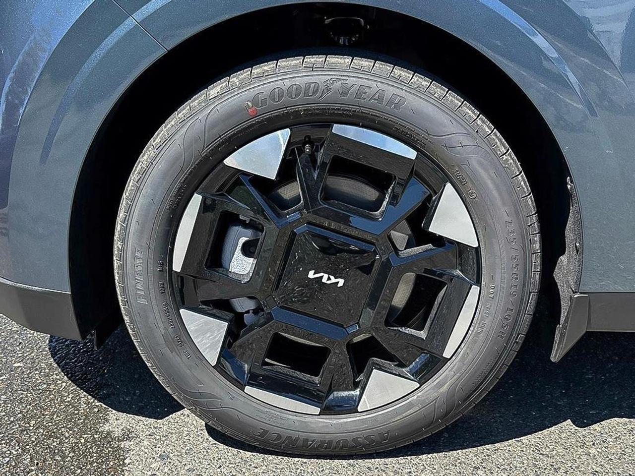 2026 Kia Carnival EX+ Photo