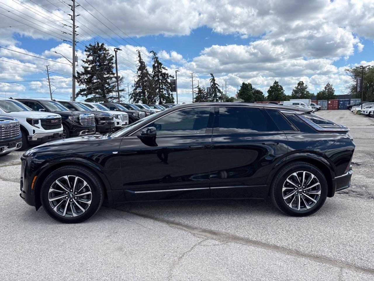 2024 Cadillac LYRIQ Sport  505 RANGE| PANO ROOF| Photo