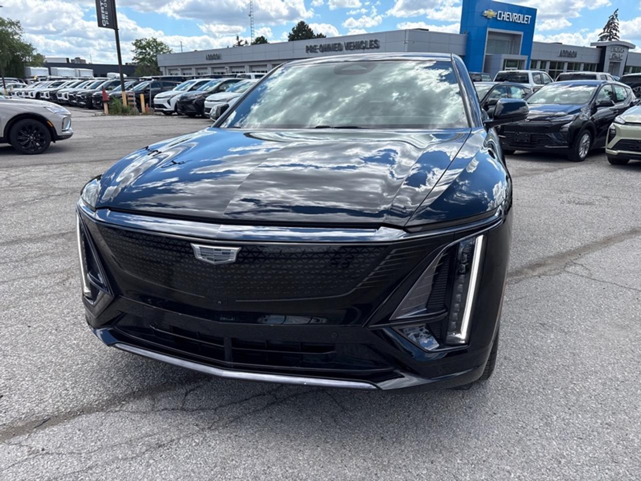 2024 Cadillac LYRIQ Sport  505 RANGE| PANO ROOF| Photo