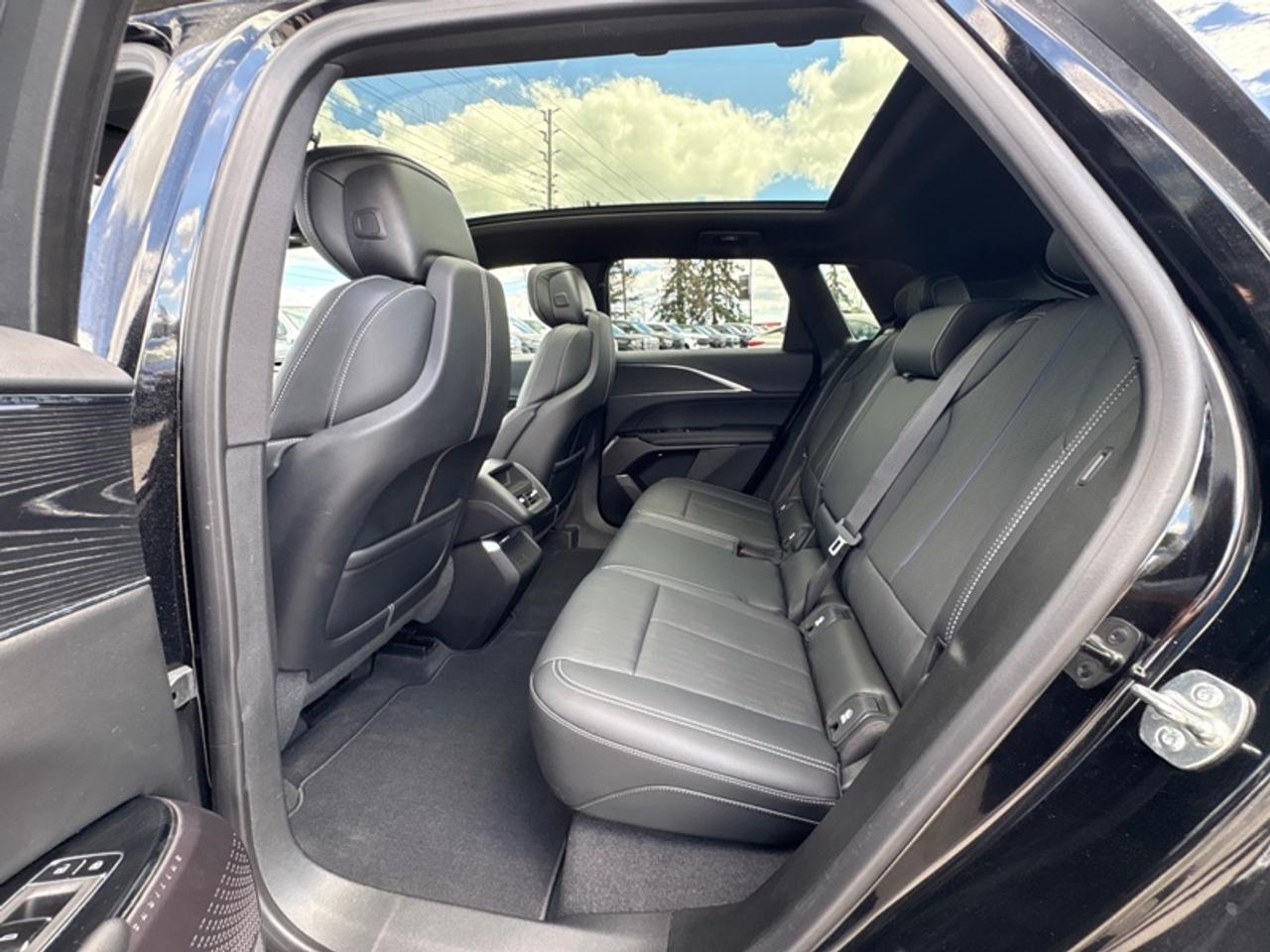 2024 Cadillac LYRIQ Sport  505 RANGE| PANO ROOF| Photo