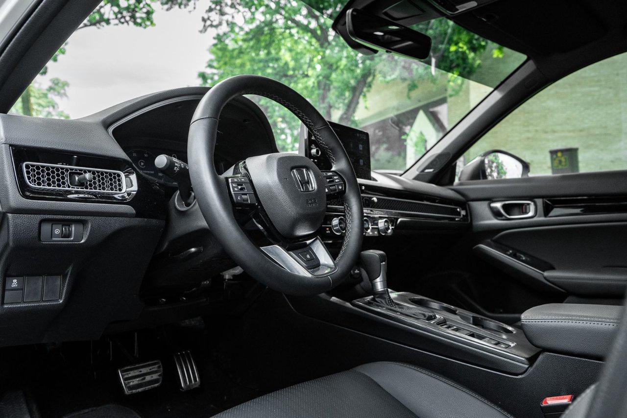 2026 Honda Civic Hybrid Sport Touring Photo