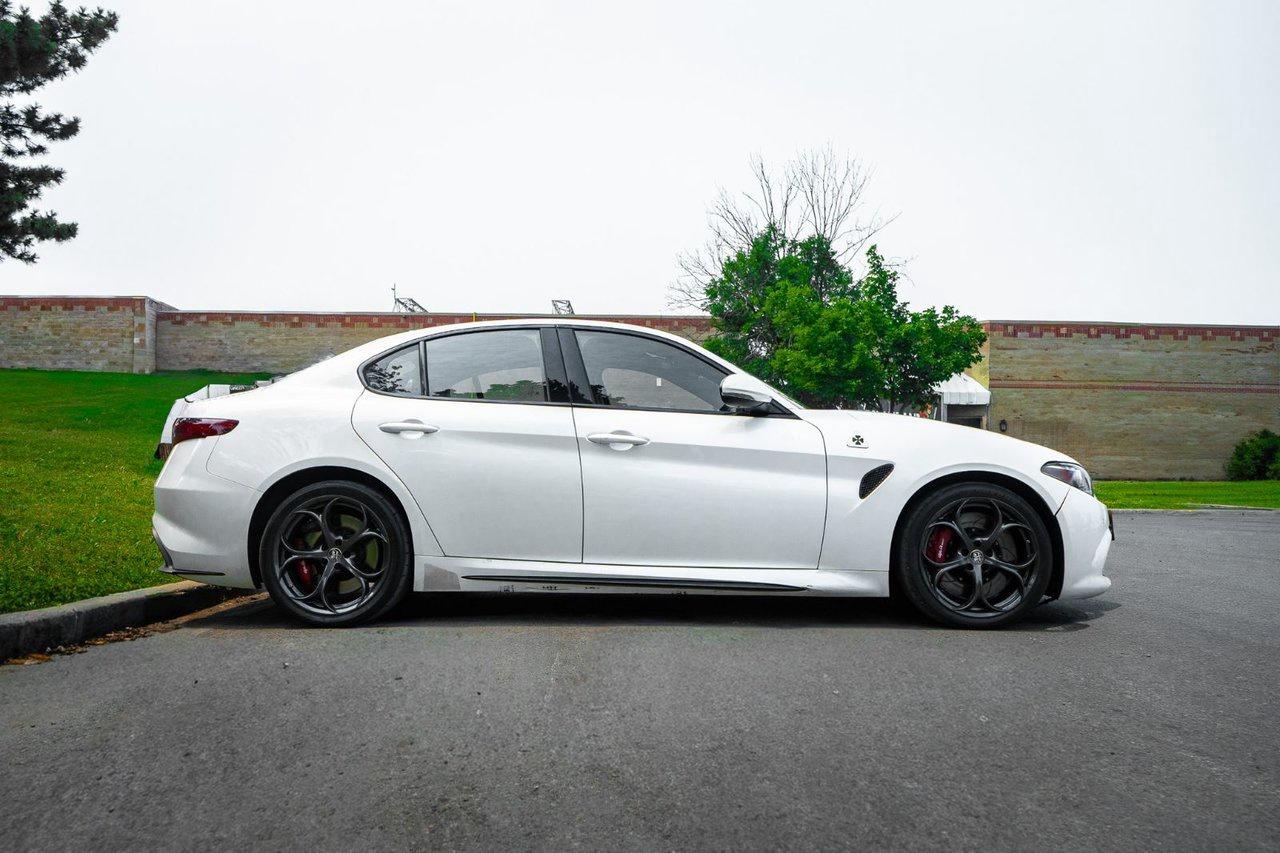 2017 Alfa Romeo Giulia Quadrifoglio Photo