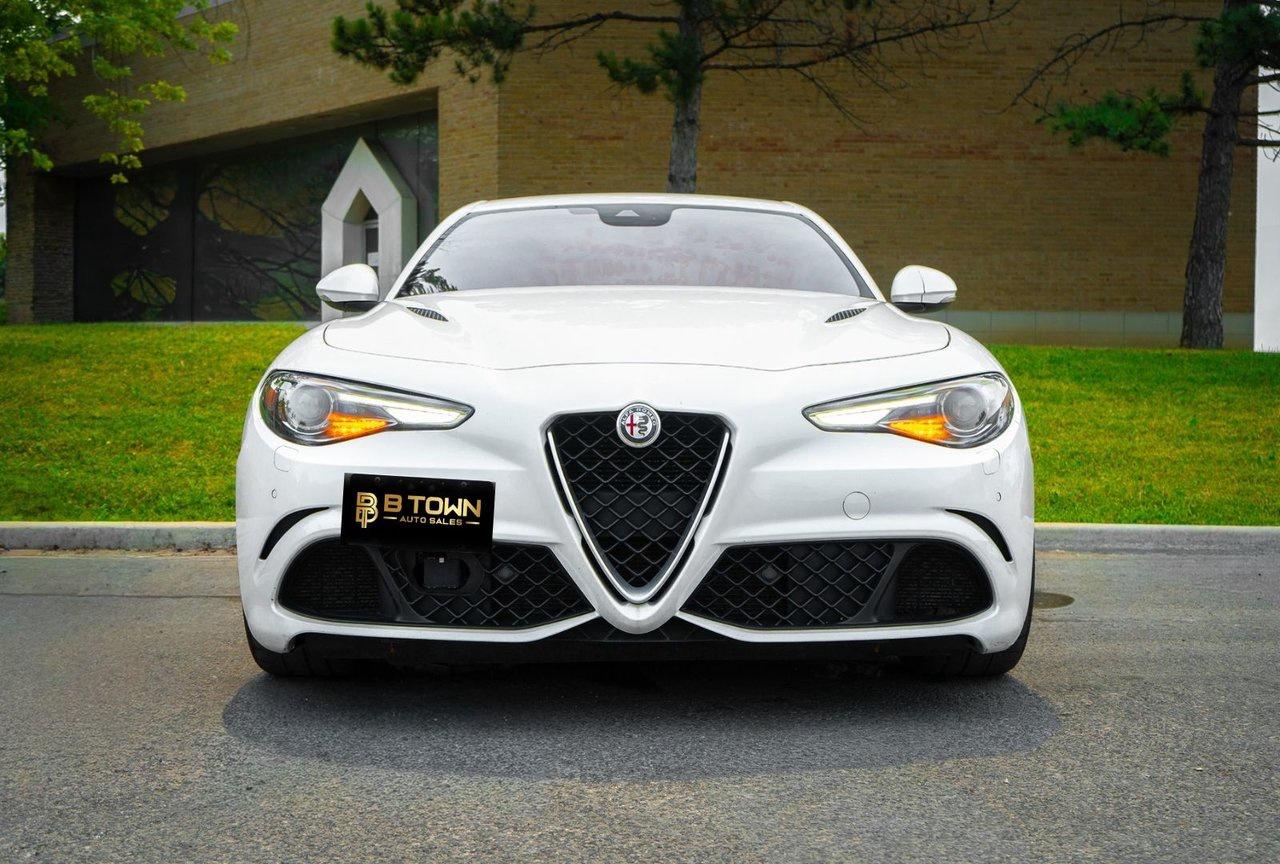 2017 Alfa Romeo Giulia Quadrifoglio Photo