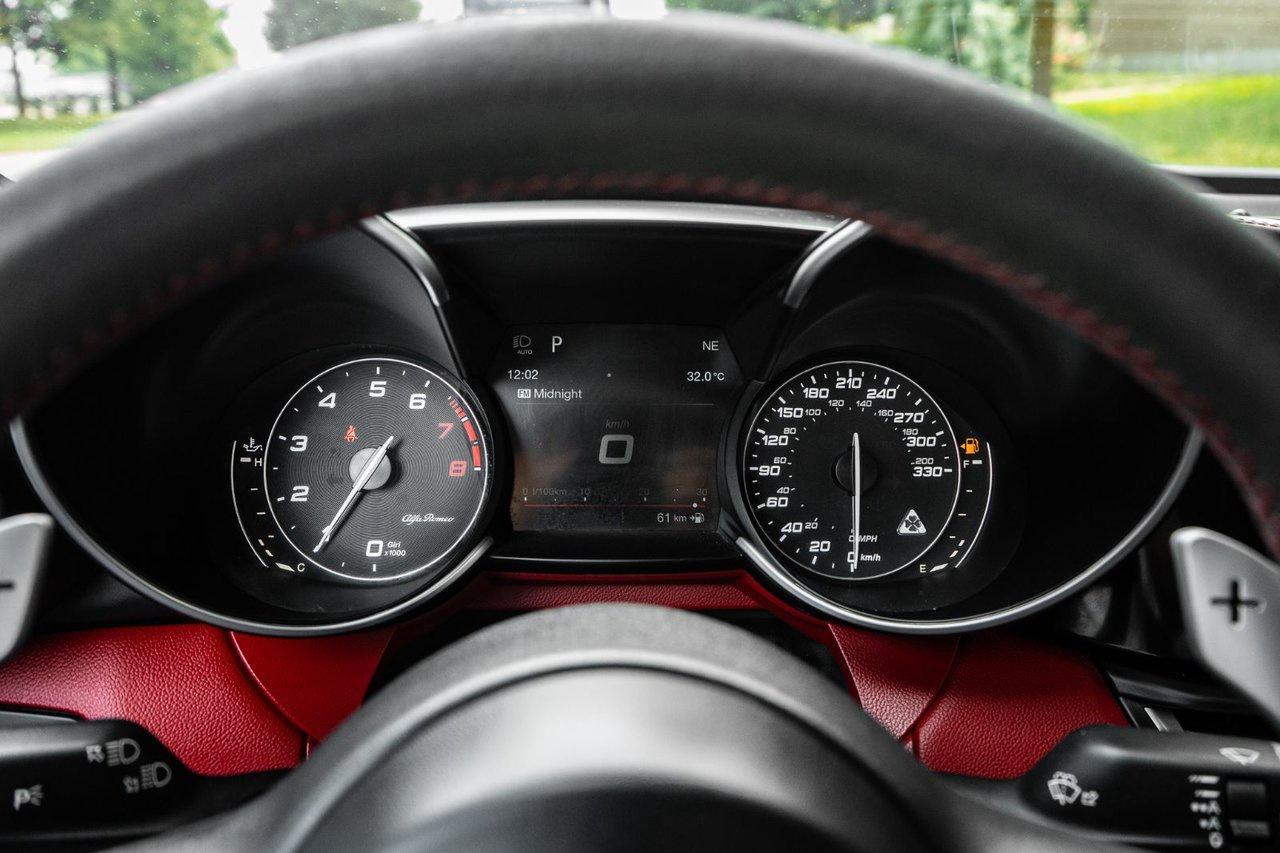 2017 Alfa Romeo Giulia Quadrifoglio Photo
