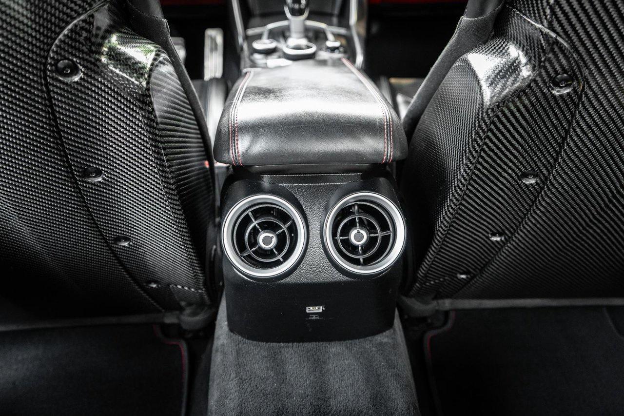2017 Alfa Romeo Giulia Quadrifoglio Photo