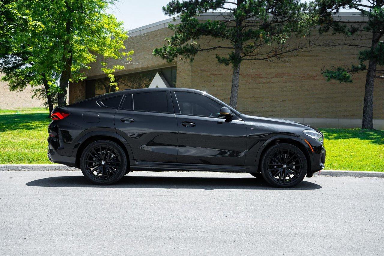 2022 BMW X6 M50i Photo3