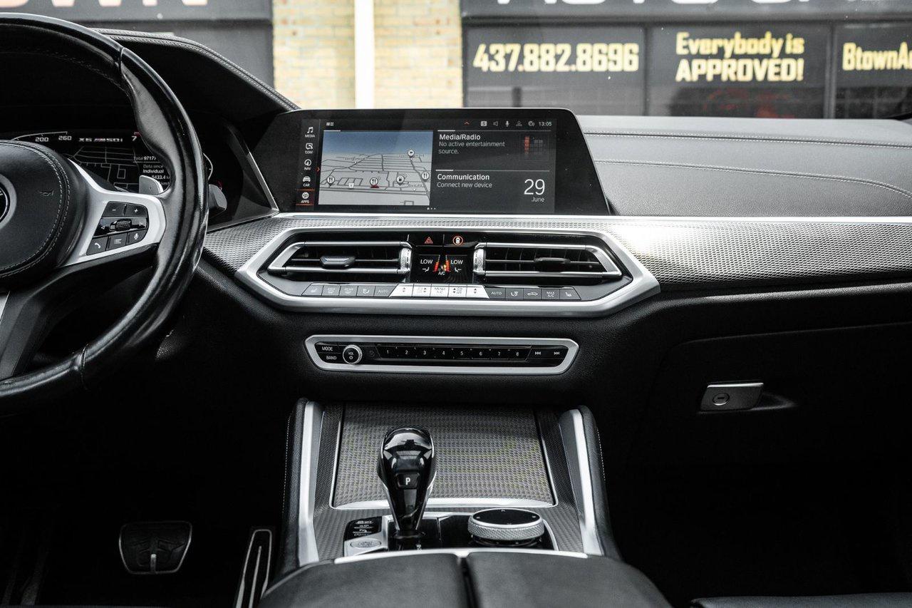 2022 BMW X6 M50i Photo