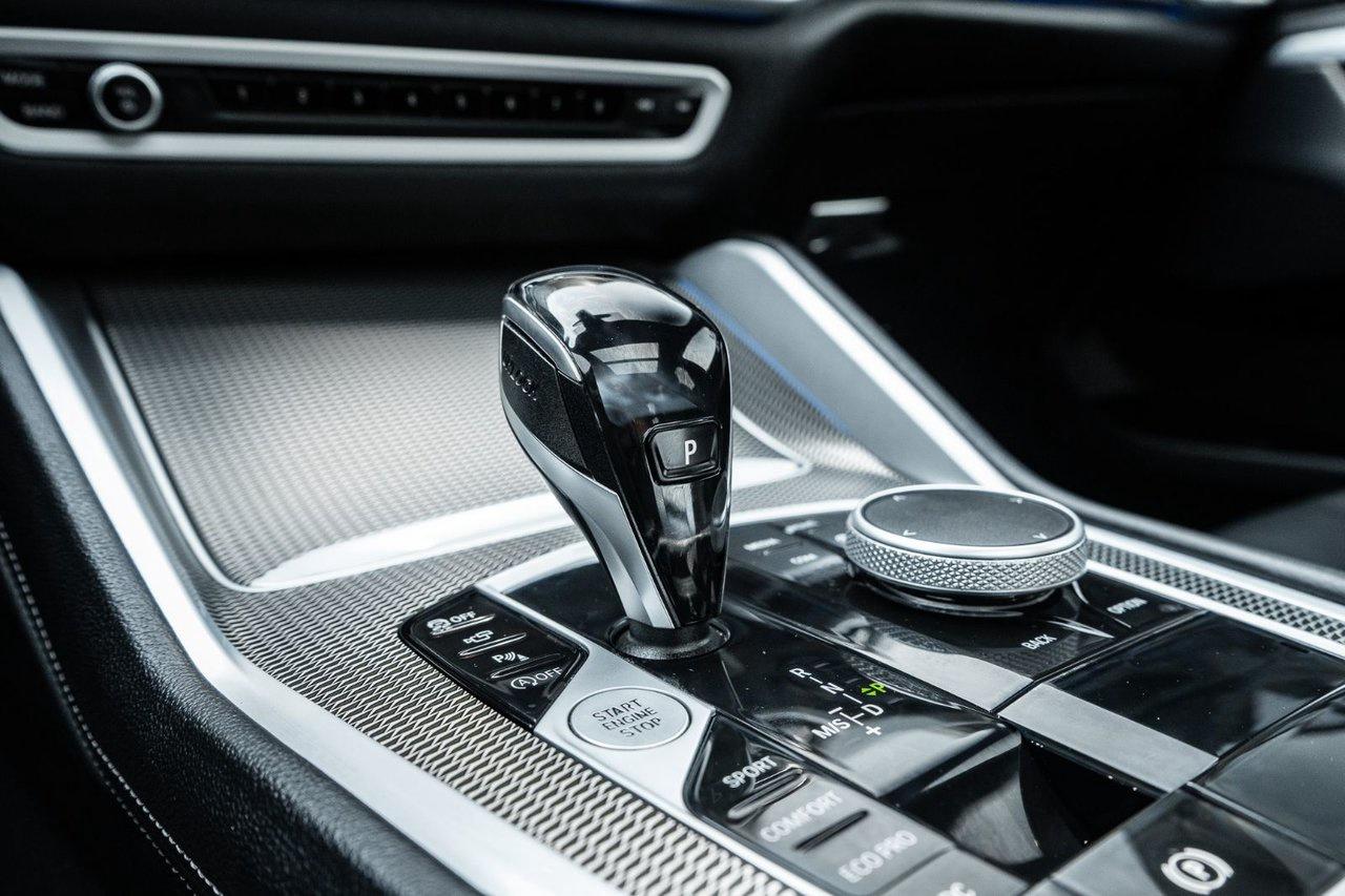 2022 BMW X6 M50i Photo