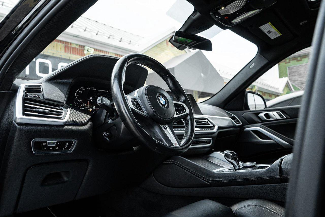 2022 BMW X6 M50i Photo