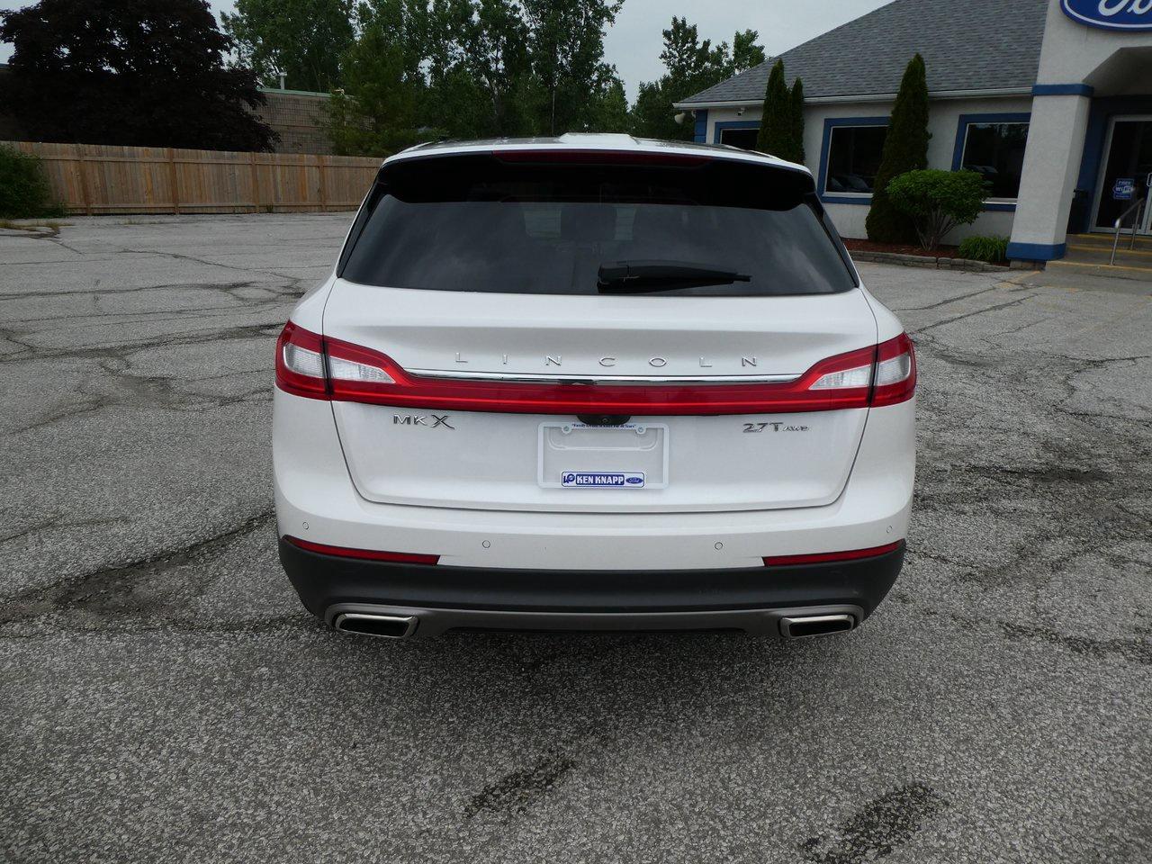 2018 Lincoln MKX Reserve | Heated Seats | Backup Cam | Nav | Photo3
