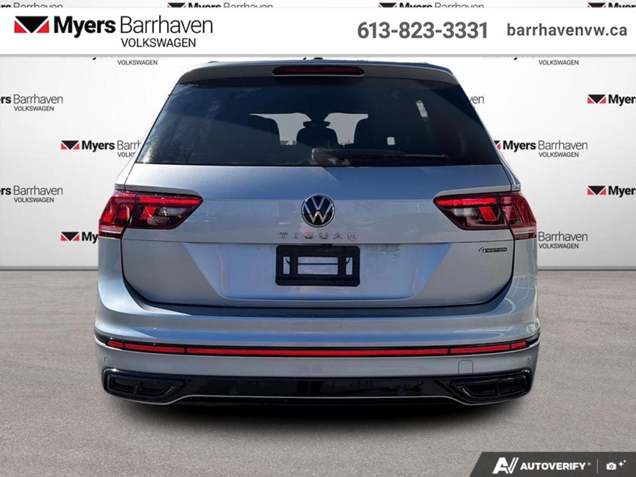 2022 Volkswagen Tiguan Comfortline R-Line Black Edition Photo