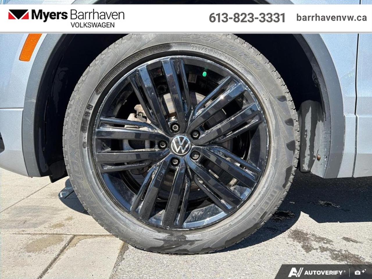 2022 Volkswagen Tiguan Comfortline R-Line Black Edition Photo