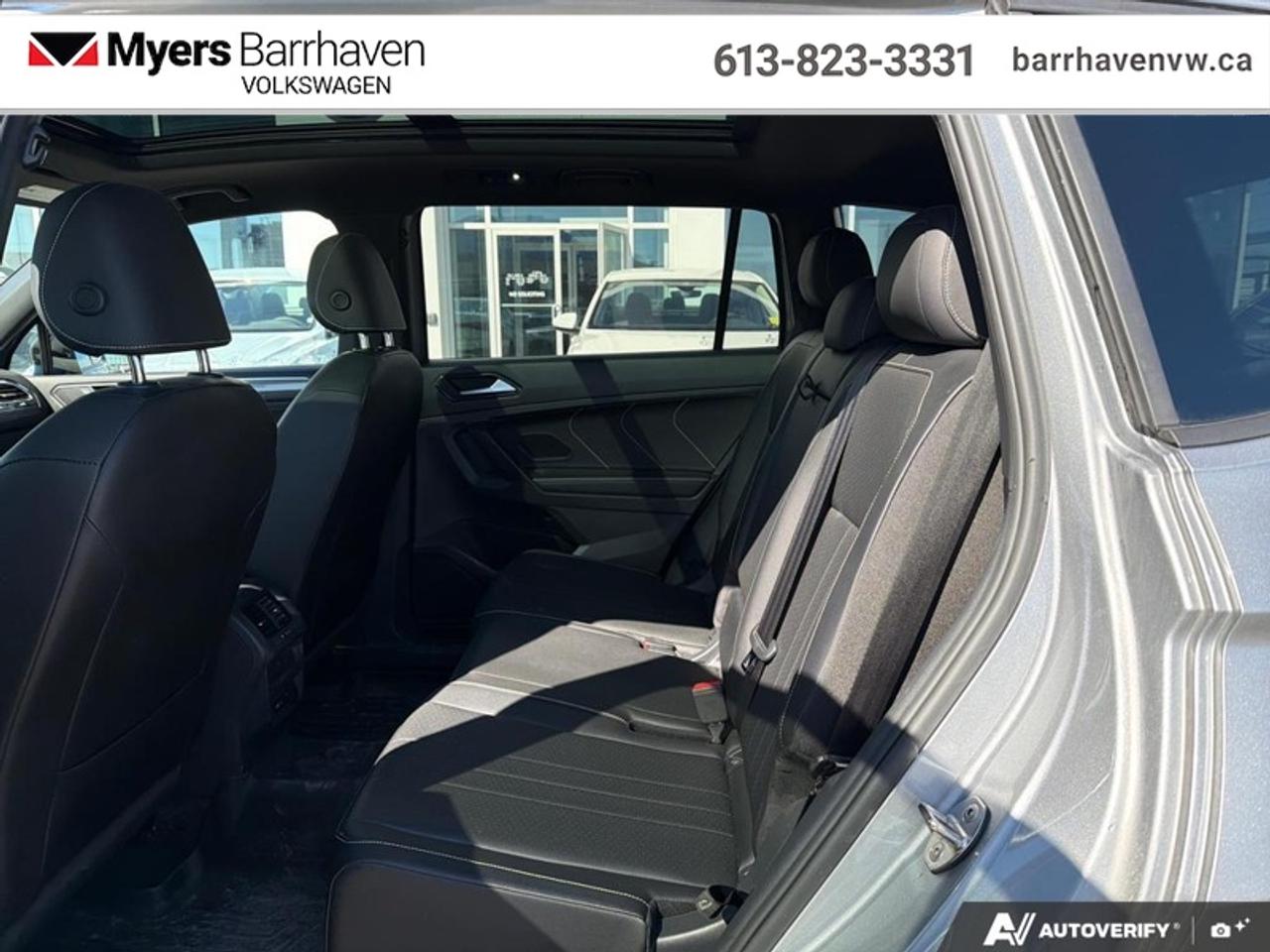2022 Volkswagen Tiguan Comfortline R-Line Black Edition Photo
