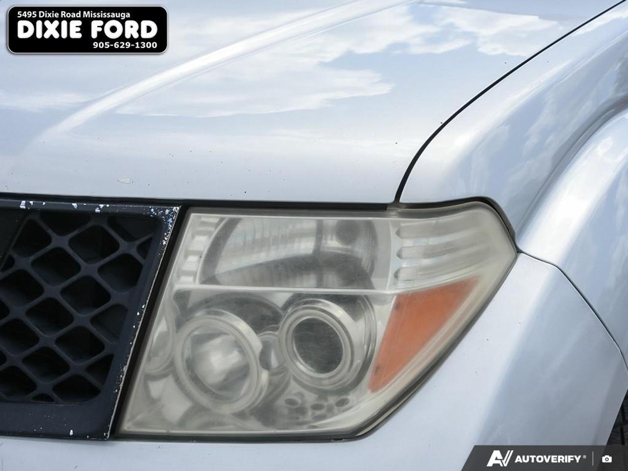 2007 Nissan Frontier LE Photo