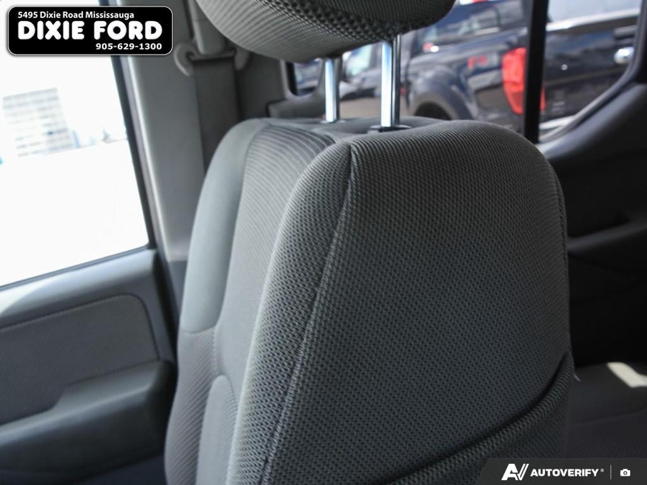 2007 Nissan Frontier LE Photo