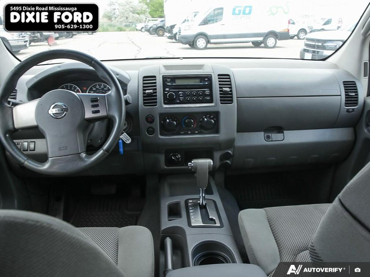 2007 Nissan Frontier LE Photo