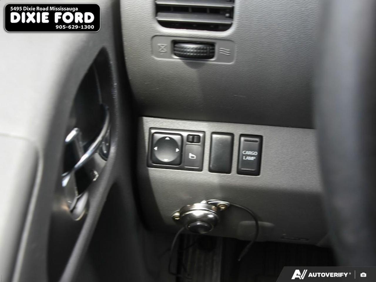 2007 Nissan Frontier LE Photo