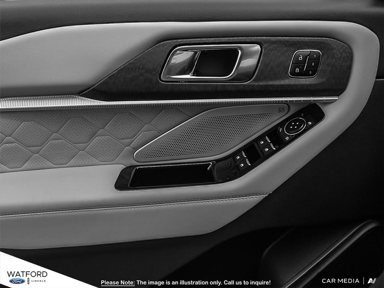 2026 Ford Explorer Platinum Photo