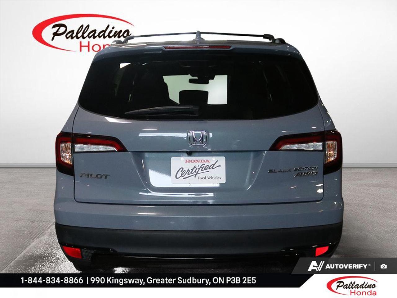 2022 Honda Pilot Black Edition Photo4