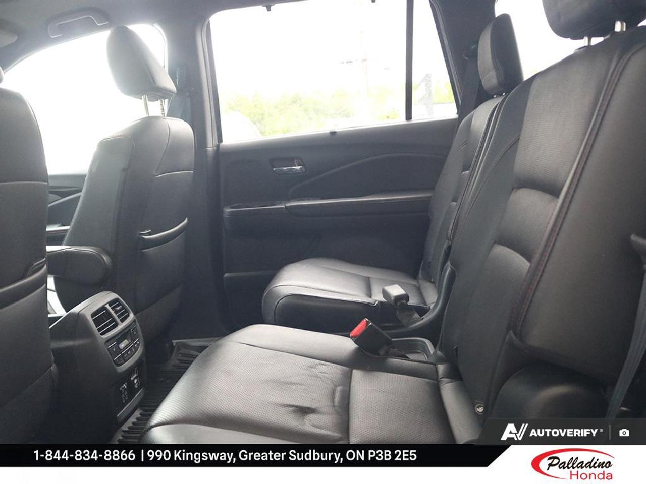2022 Honda Pilot Black Edition Photo