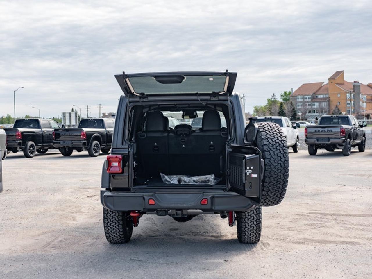 2026 Jeep Wrangler RUBICON Photo