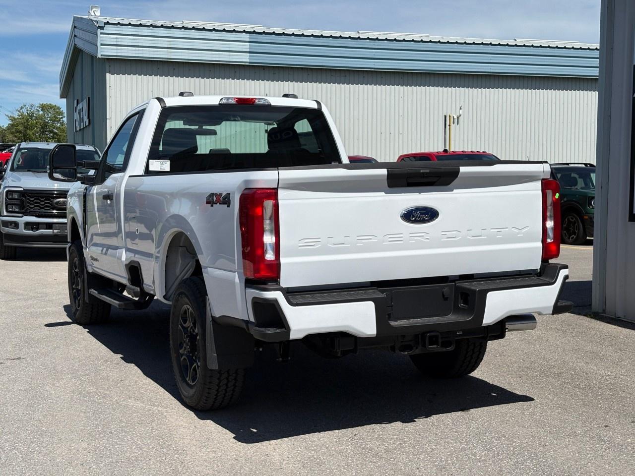 2026 Ford F-350 Super Duty SRW XL 4WD REG CAB 8' BOX Photo