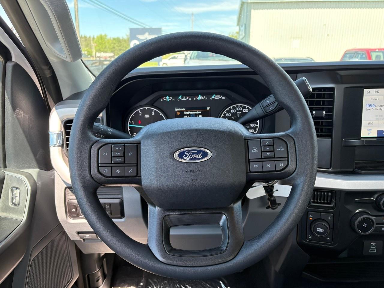2026 Ford F-350 Super Duty SRW XL 4WD REG CAB 8' BOX Photo