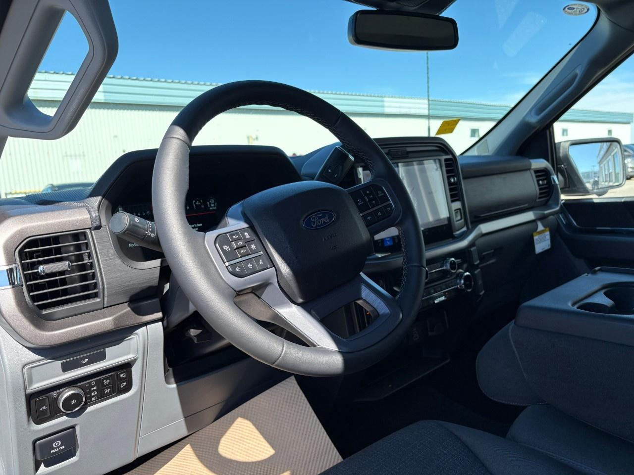 2026 Ford F-150 XLT 4WD SuperCrew 5.5' Box Photo