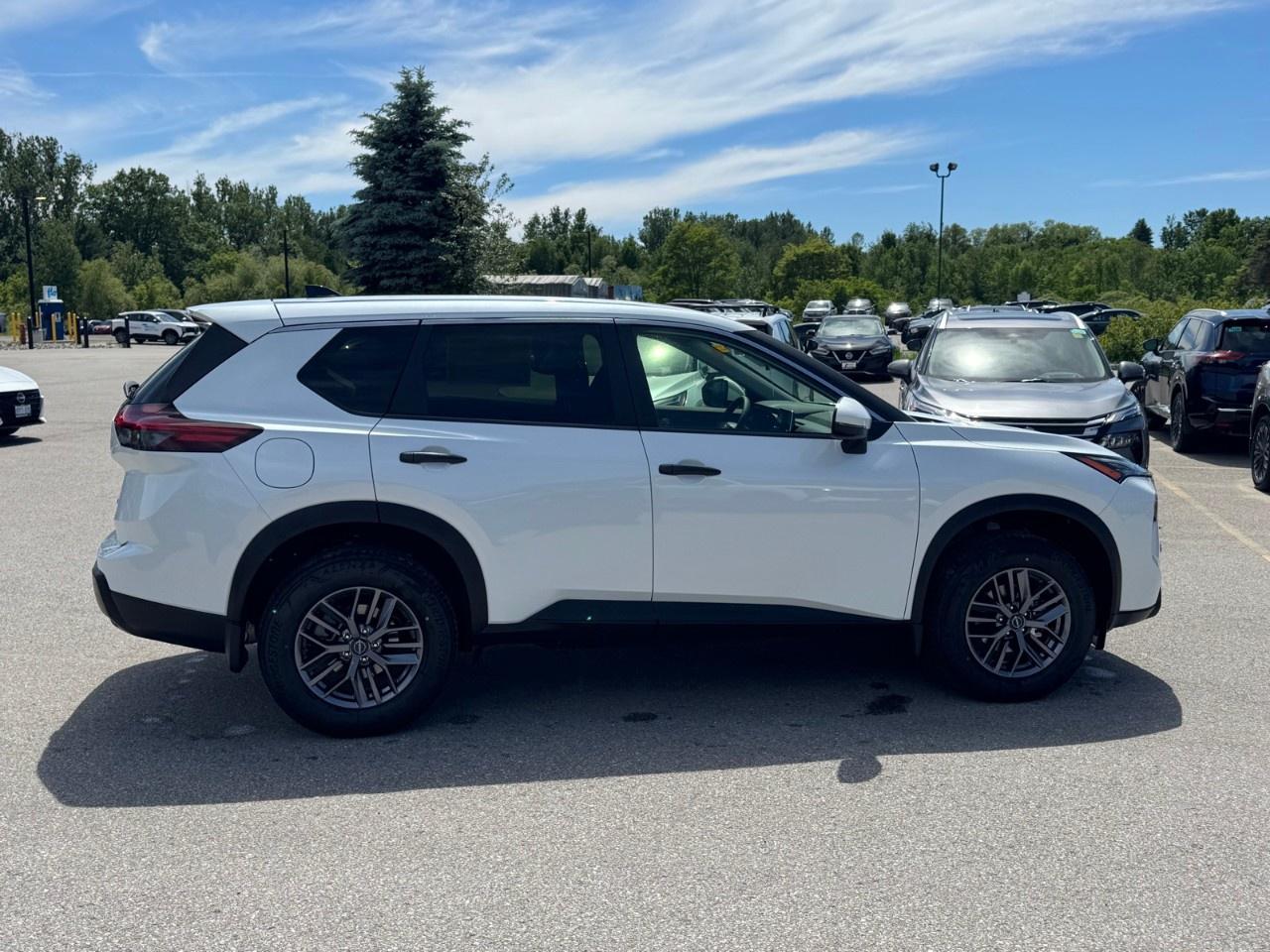 2026 Nissan Rogue AWD S Photo