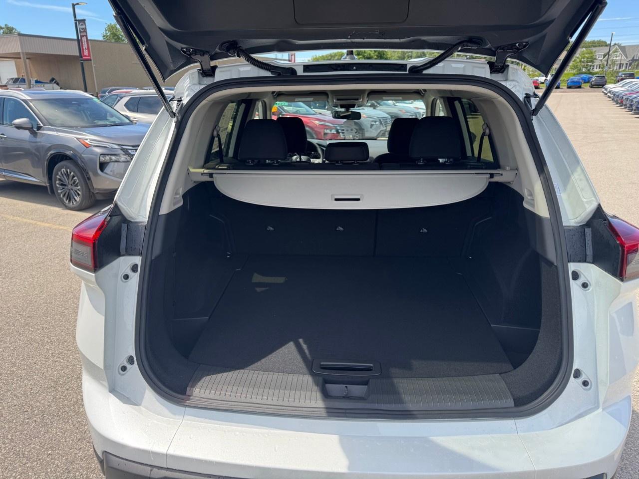2026 Nissan Rogue AWD S Photo