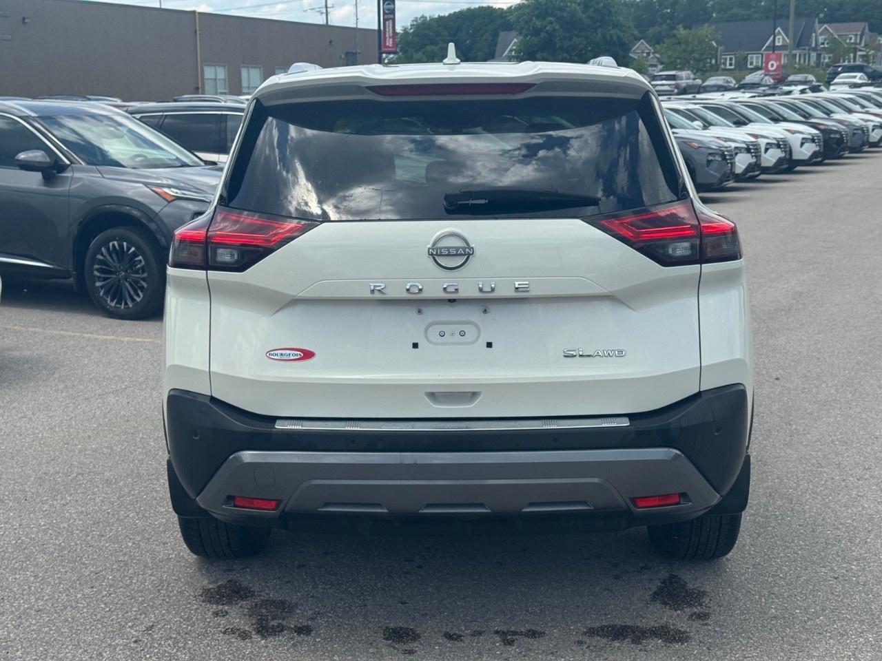 2023 Nissan Rogue AWD SL Photo