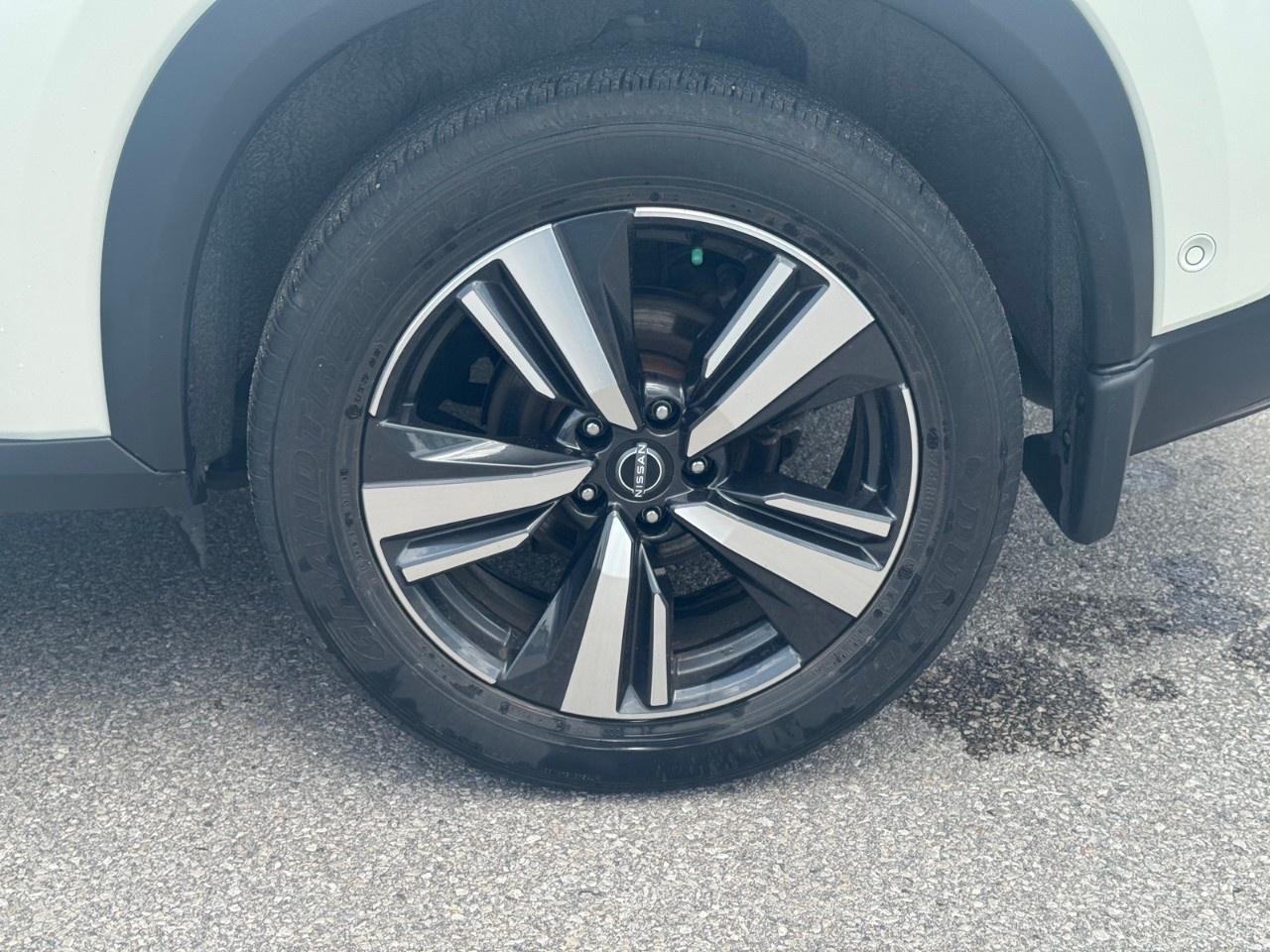 2023 Nissan Rogue AWD SL Photo