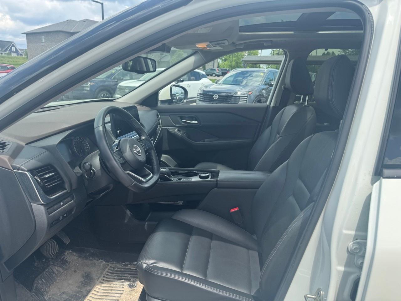 2023 Nissan Rogue AWD SL Photo