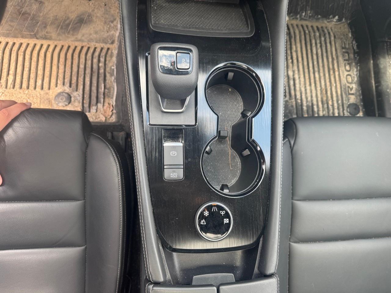 2023 Nissan Rogue AWD SL Photo