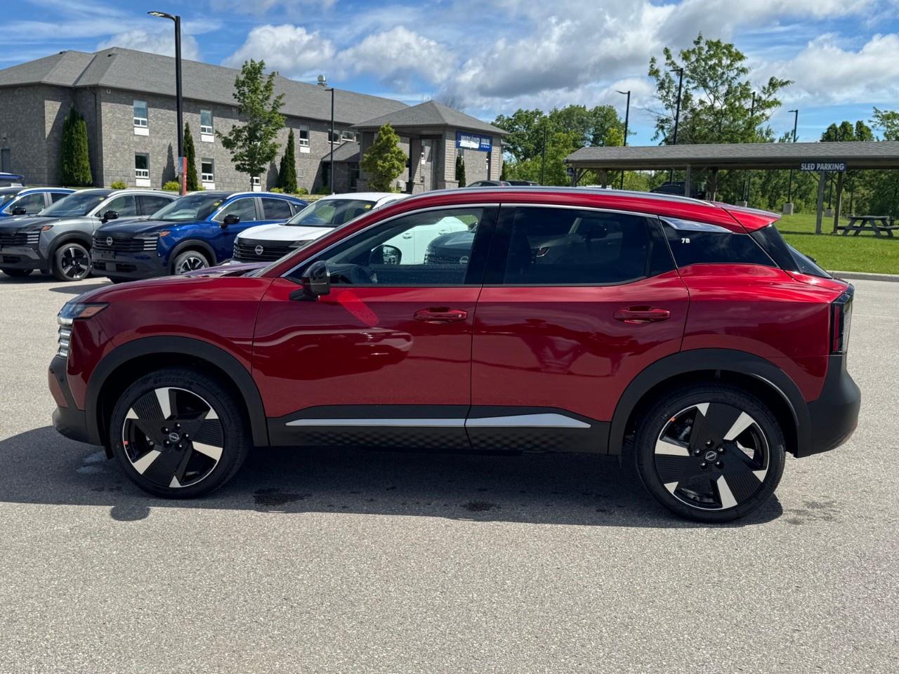2026 Nissan Kicks SR AWD Photo