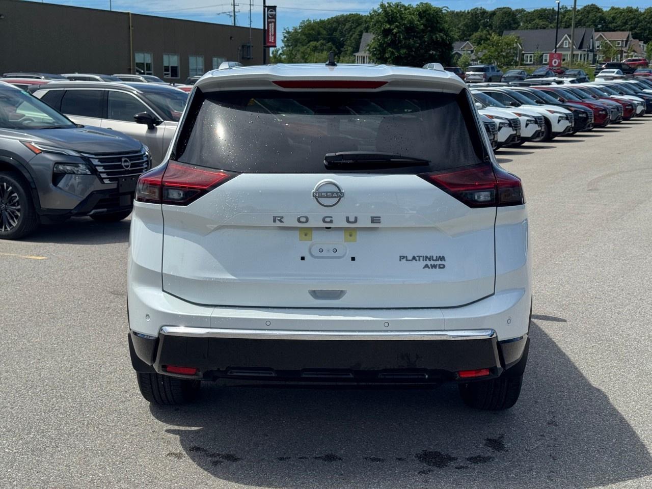 2026 Nissan Rogue AWD Platinum Photo